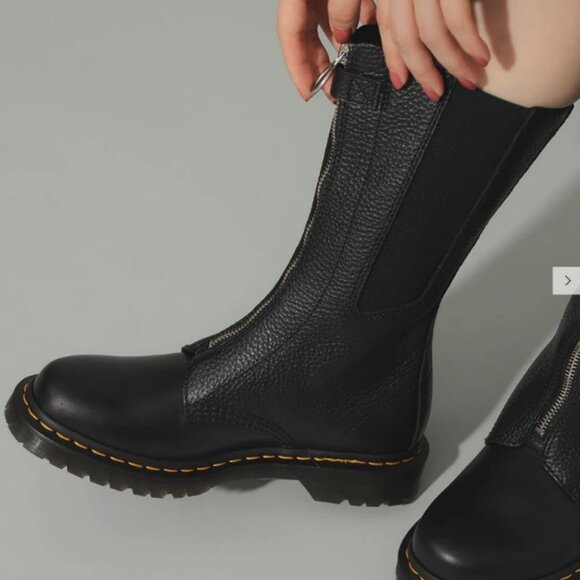 DR. MARTENS 1B99 FRONT ZIP MID CALF LEATHER BOOTS MSRP$270 Comfy & Stylish - Picture 13 of 16